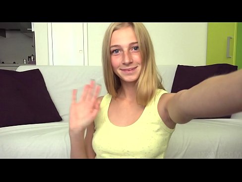 ❤️ Nuair a bhíonn mé leamh déanaim masturbate go leisciúil ar mo phussy bándearg ❤ Porn na Rúise ag porn % ga.quizfarmature.ru%